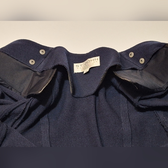 St. John Collection Santana Knit Longline Jacket Blazer Navy Gold Buttons Size 4 - Picture 12 of 16
